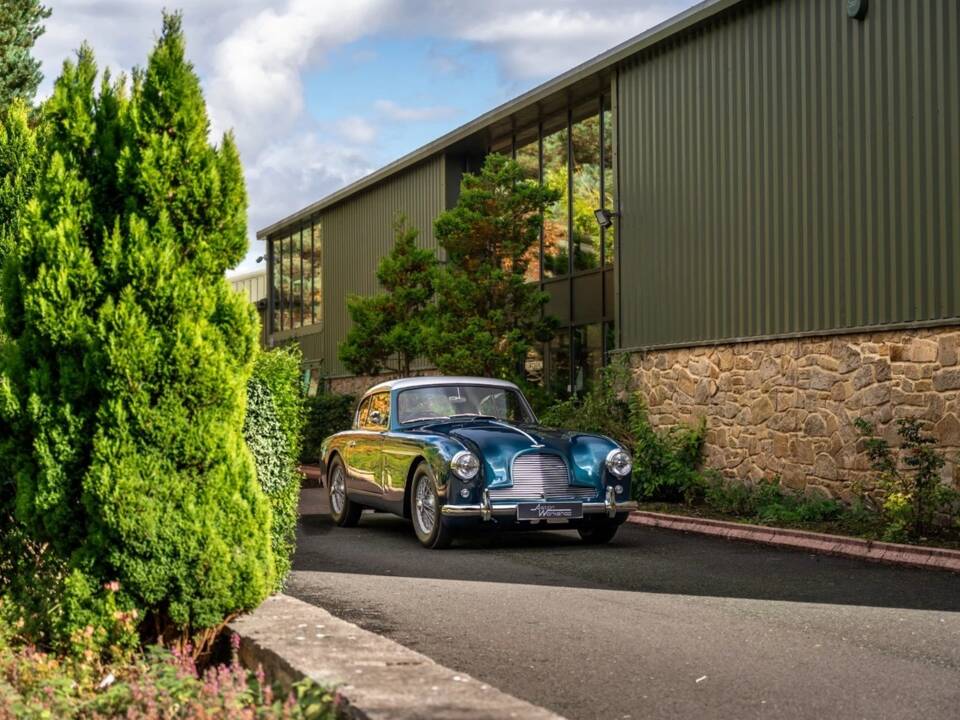 Image 28/64 of Aston Martin DB 2/4 Mk II (1957)