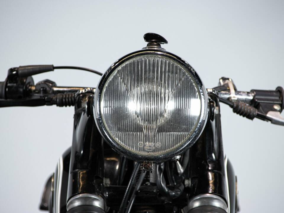 Image 48/50 of BMW R 51 (1954)