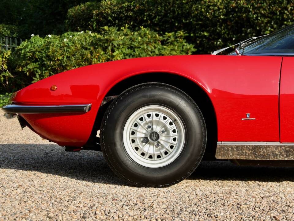Image 17/50 de Maserati Indy 4700 (1971)
