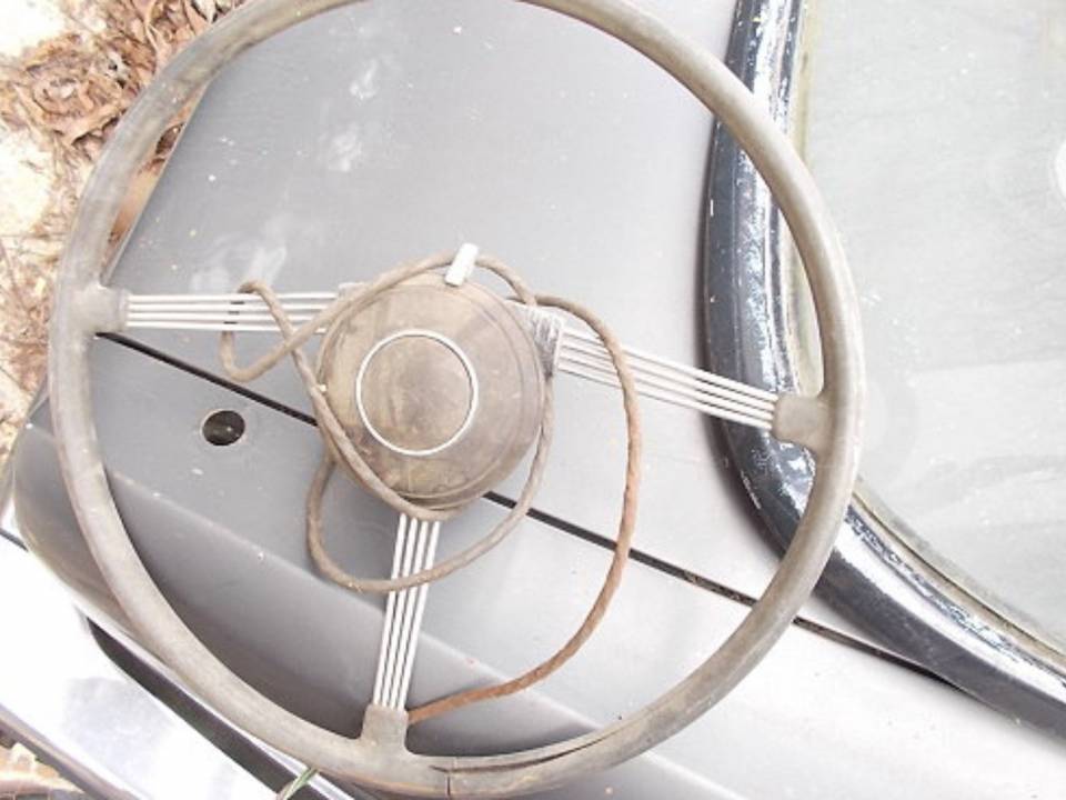 Image 12/13 of Triumph TR 3A (1958)
