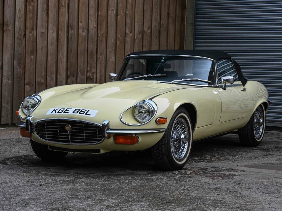 Bild 13/50 von Jaguar E-Type V12 (1973)