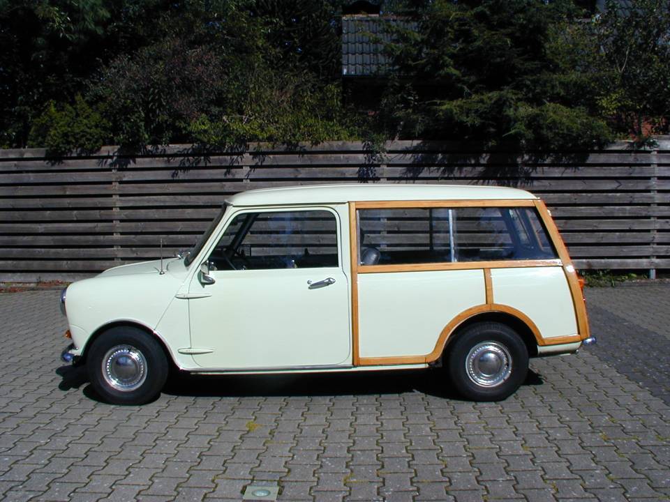 Image 1/5 of Austin Mini Countryman (1969)