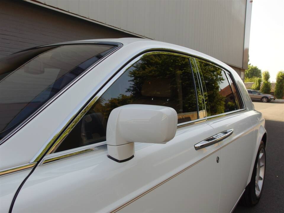 Bild 29/98 von Rolls-Royce Phantom VII (2006)
