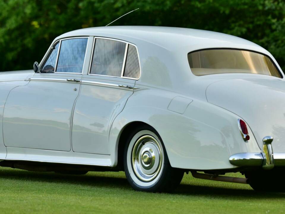 Bild 22/50 von Bentley S 2 (1961)