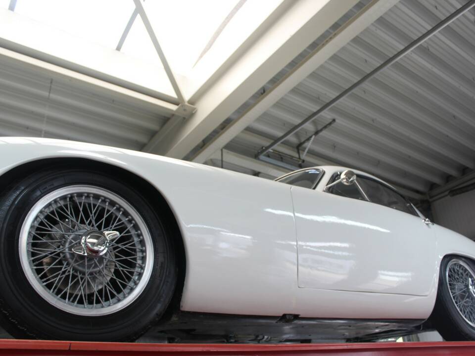 Immagine 8/50 di Lotus Elite S2 (1961)