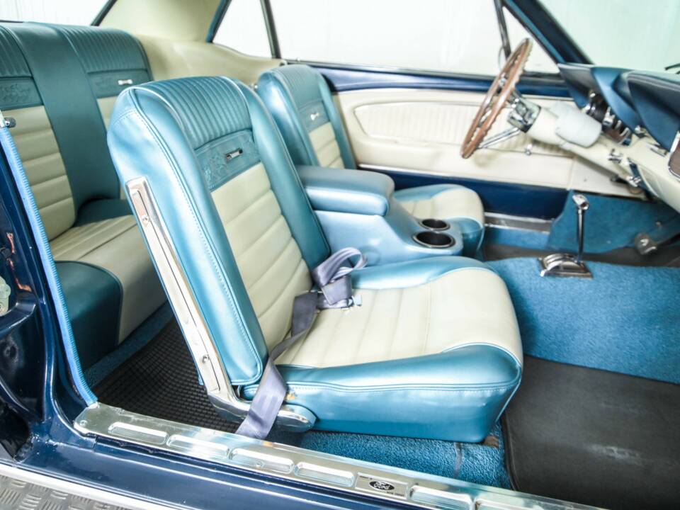Image 21/50 of Ford Mustang 289 (1966)
