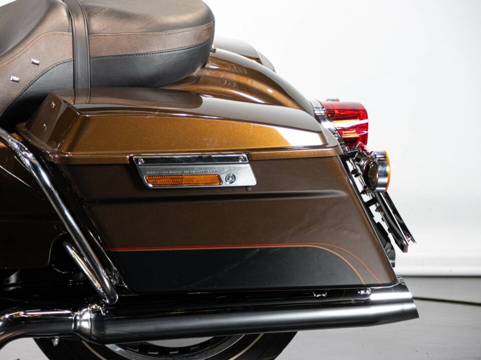 Bild 35/50 von Harley-Davidson DUMMY (2013)