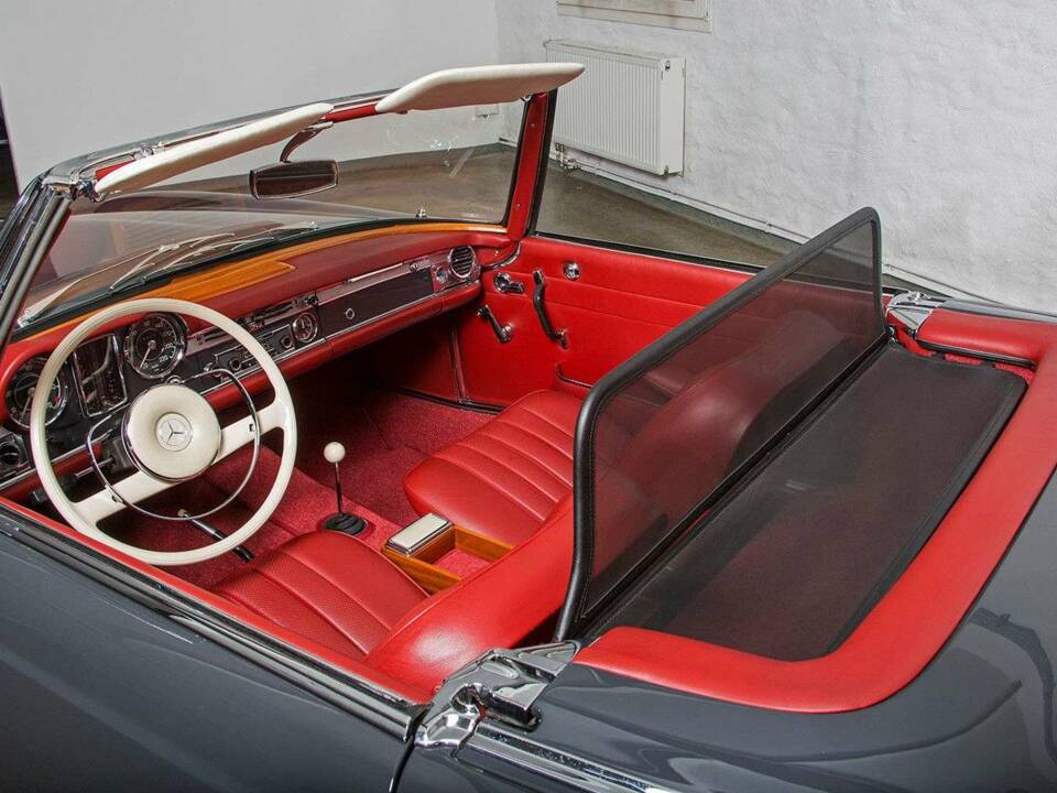 Bild 24/32 von Mercedes-Benz 230 SL (1963)