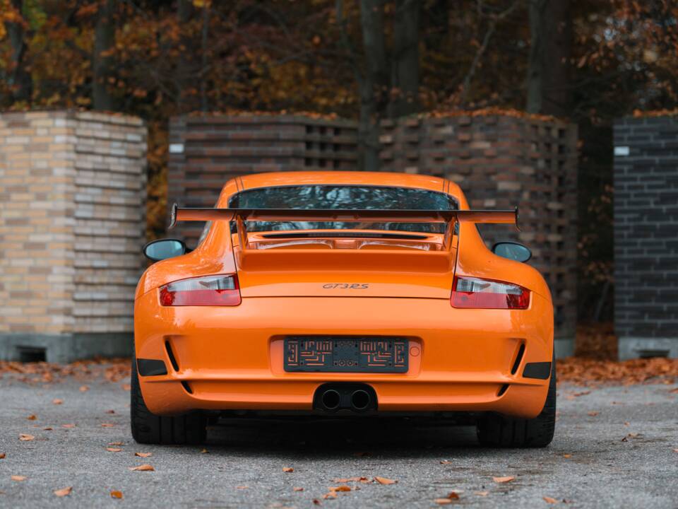 Bild 37/38 von Porsche 911 GT3 RS (2007)