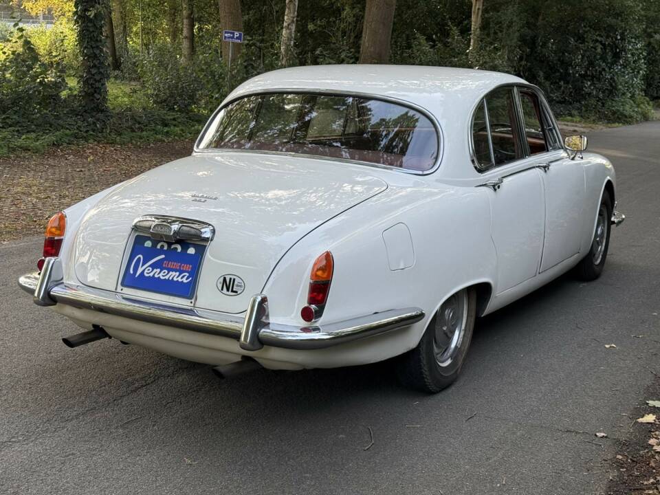 Bild 4/27 von Jaguar S-Type 3.8 (1965)