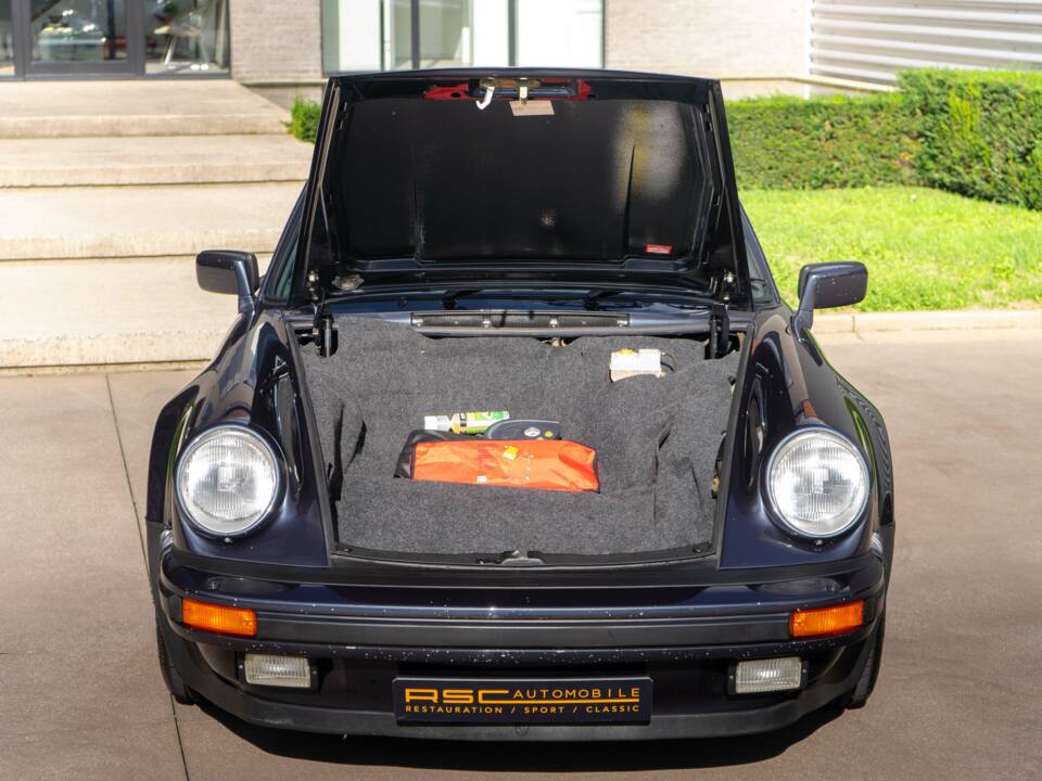 Imagen 28/33 de Porsche 911 Turbo 3.3 (1988)
