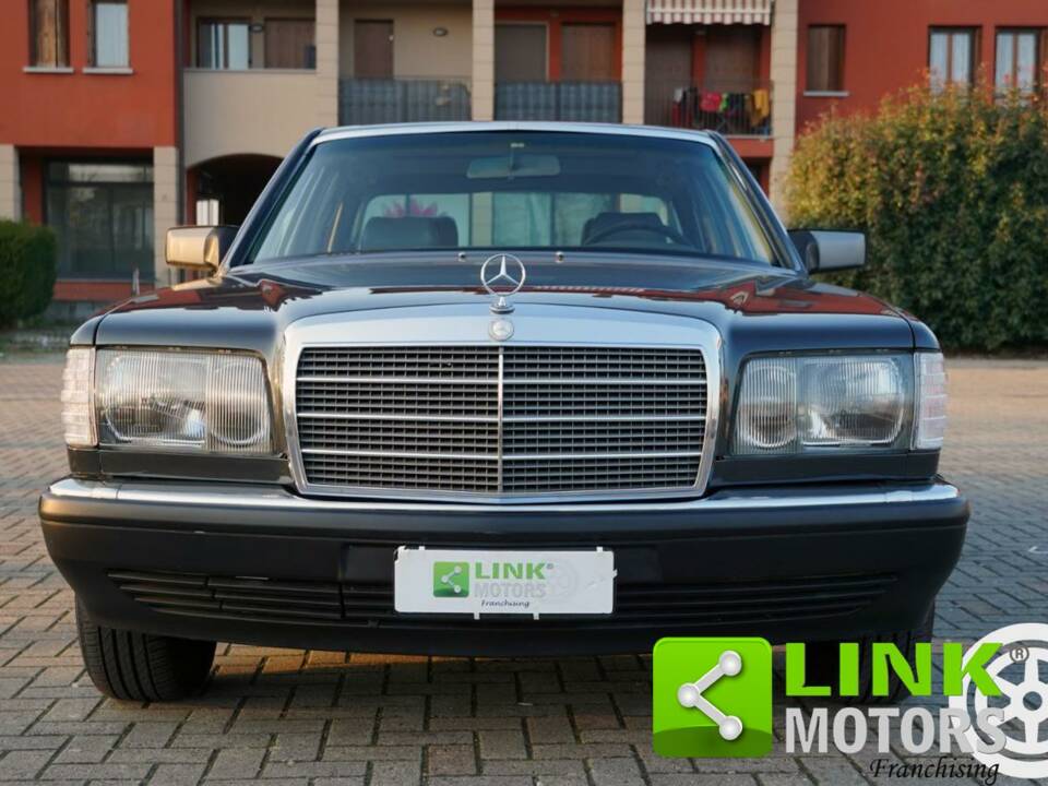 Image 2/10 of Mercedes-Benz 420 SE (1988)