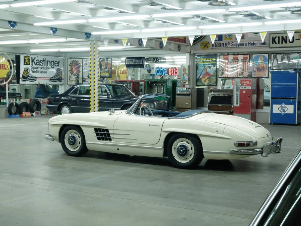 Bild 11/50 von Mercedes-Benz 300 SL Roadster (1959)