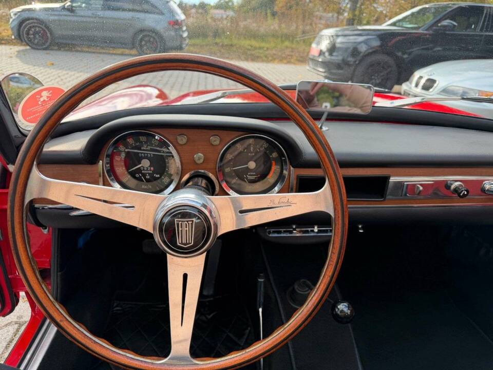 Image 15/34 of FIAT 1500 S (1961)