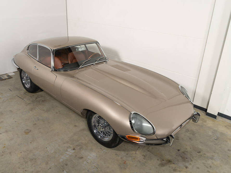 Image 4/27 de Jaguar Type E 3.8 (1962)