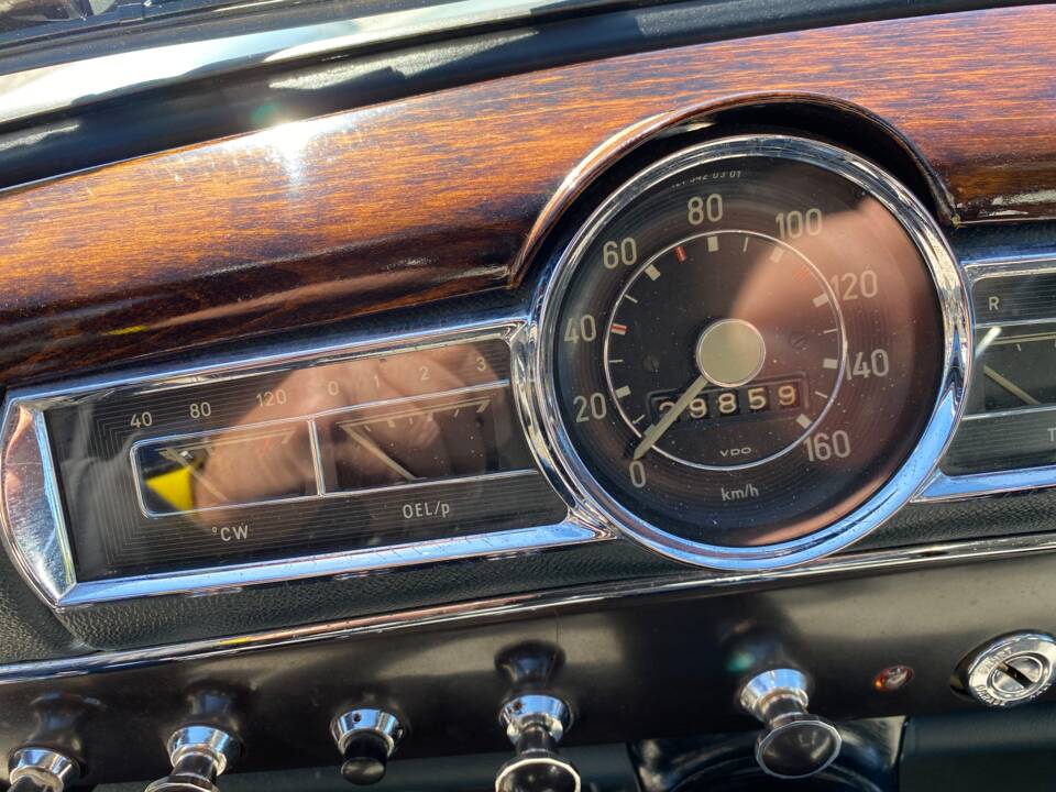 Immagine 38/63 di Mercedes-Benz 190 (1959)