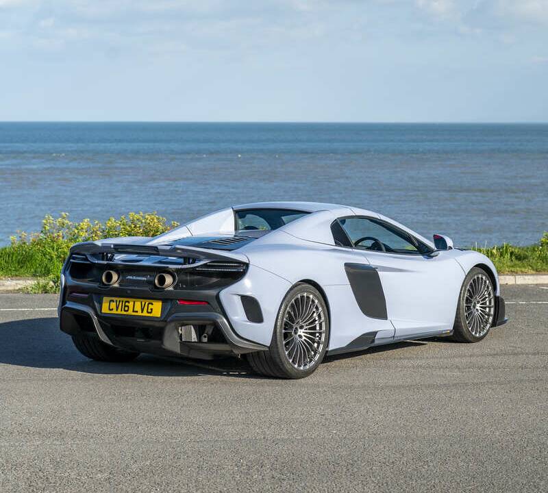 Image 20/37 of McLaren 675LT Spider (2016)
