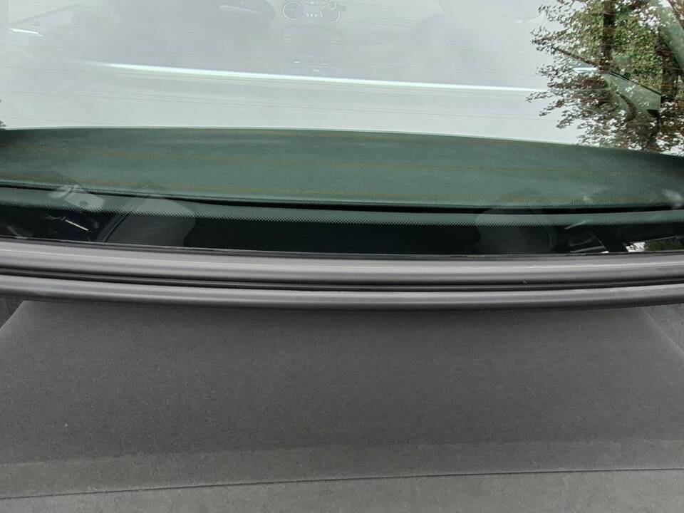 Image 10/30 of Mercedes-Benz SL 350 "Edition 50" (2004)
