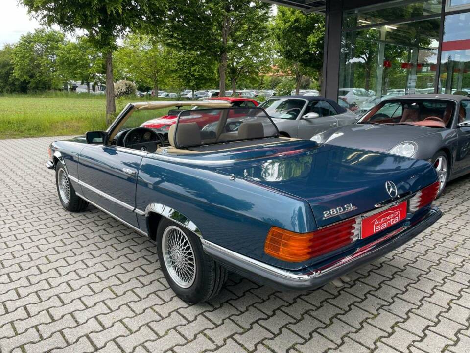 Bild 7/17 von Mercedes-Benz 280 SL (1983)