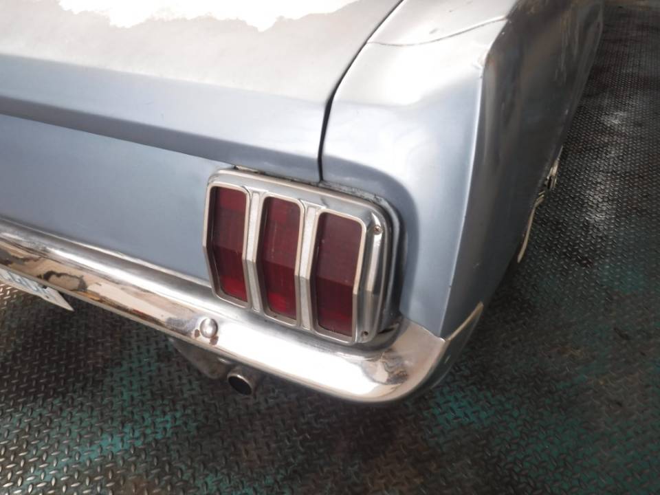 Image 15/50 of Ford Mustang 289 (1965)
