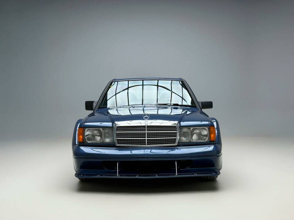 Image 2/28 of Mercedes-Benz C 180 (1994)