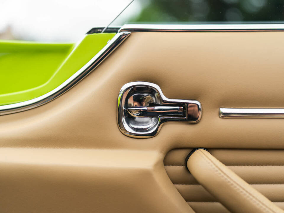 Bild 15/30 von Lamborghini Miura P 400 S (1968)