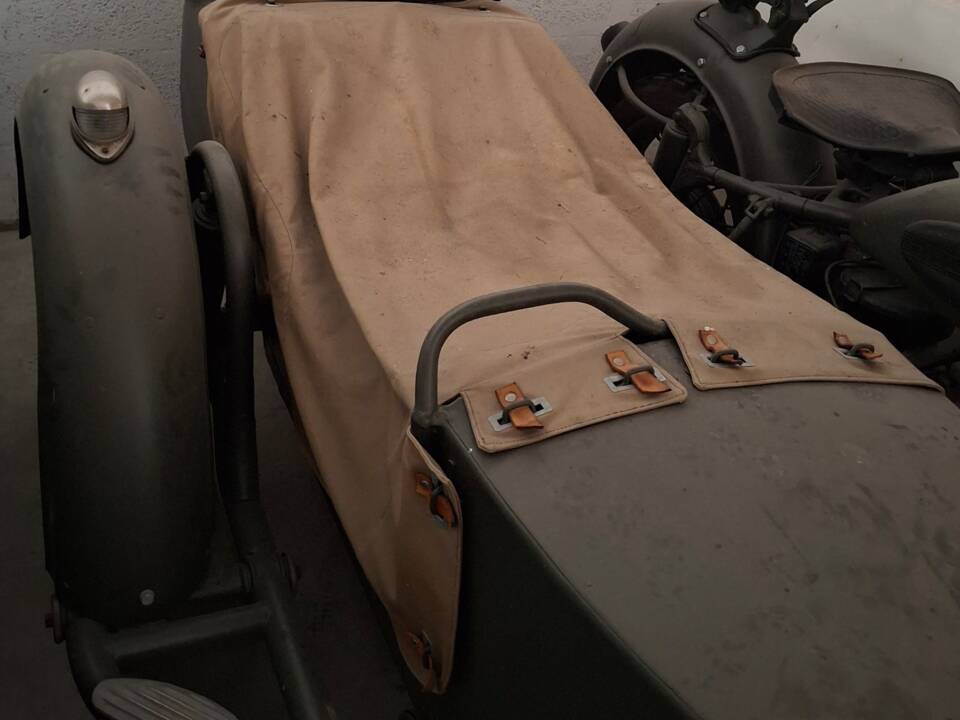 Image 3/7 of Dnepr DUMMY (1962)