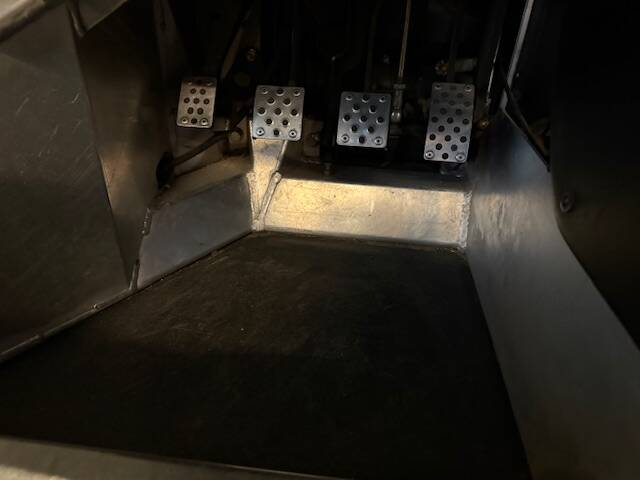 Image 11/26 of Renault Sport Spider (1997)