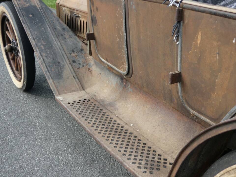 Image 30/66 of Regal Model T Underslung (1913)