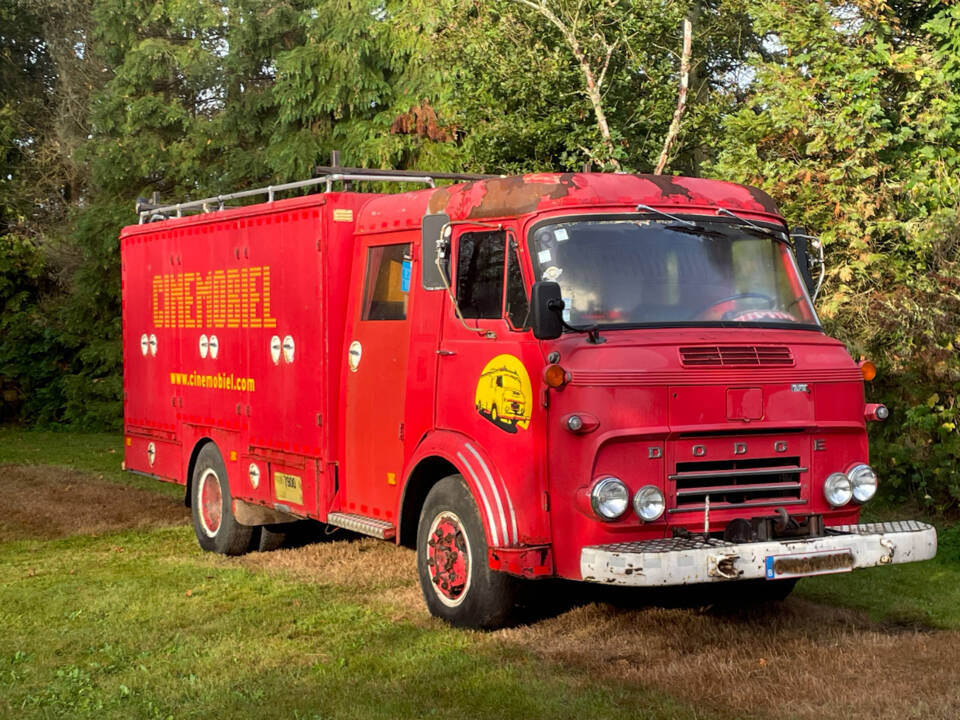 Bild 2/8 von Dodge 500 (1973)