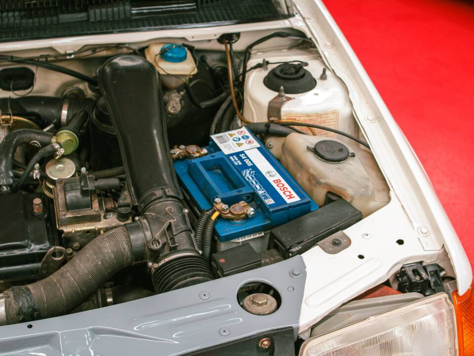 Imagen 33/47 de Peugeot 205 Rallye 1.3 (1989)