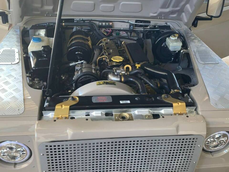 Afbeelding 5/7 van Land Rover Defender 90 (1998)
