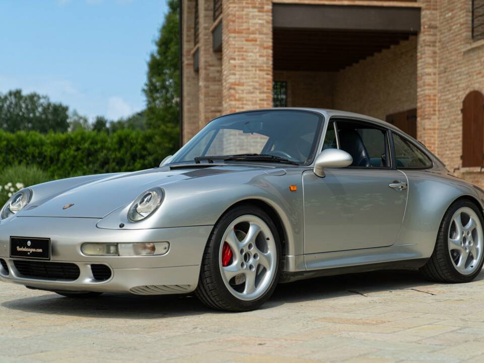 1997 | Porsche 911 Carrera 4S