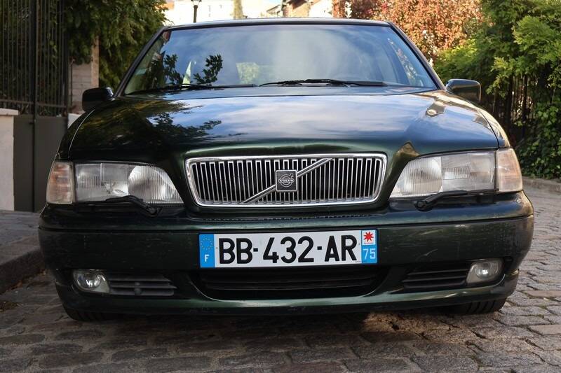 Bild 2/40 von Volvo V 70 2.0 T5 (1997)