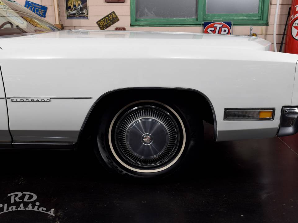 Bild 37/50 von Cadillac Fleetwood Eldorado Convertible (1971)