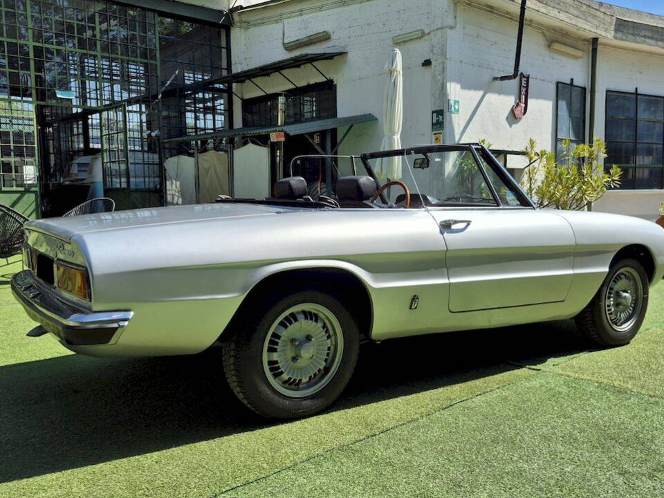 Afbeelding 12/63 van Alfa Romeo Spider 1300 (1976)