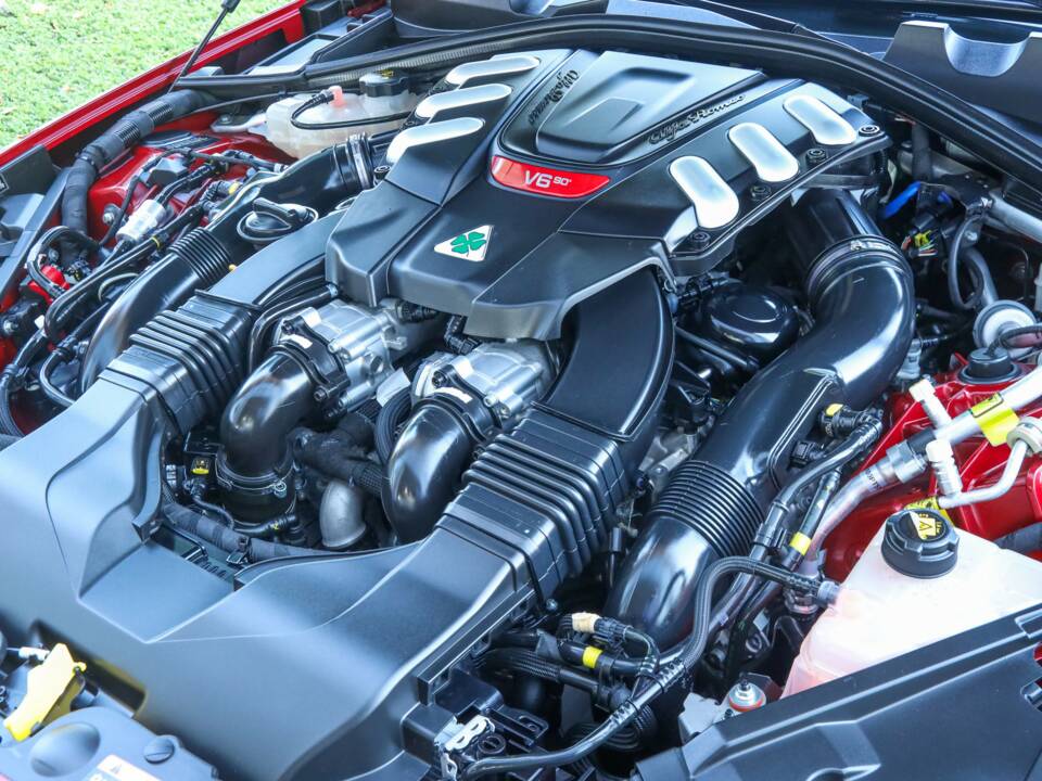 Bild 4/50 von Alfa Romeo Giulia Quadrifoglio (2017)