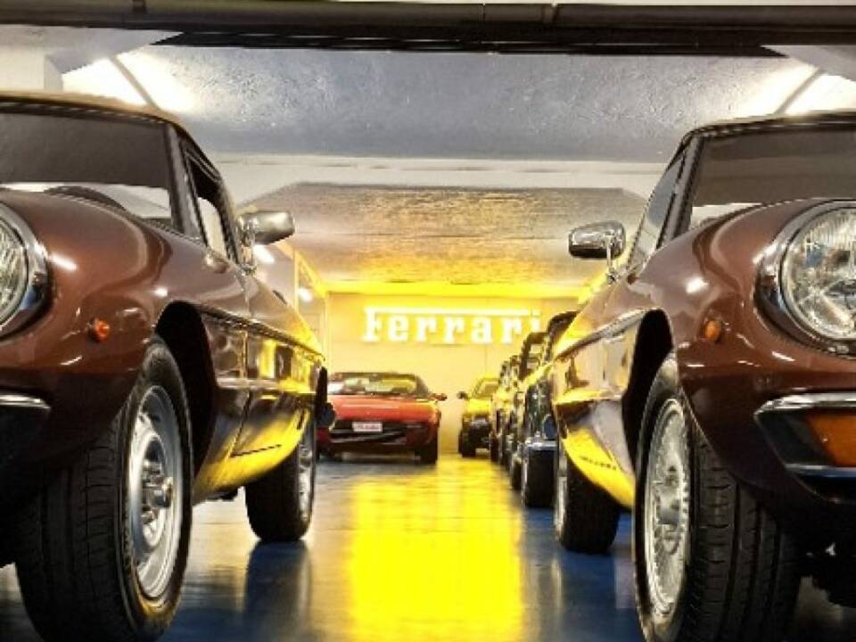 Immagine 4/45 di Alfa Romeo 2000 Spider Veloce (1981)