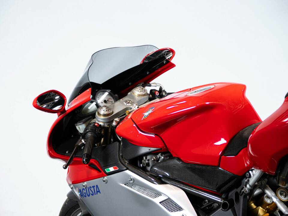 Image 13/50 de MV Agusta DUMMY (2004)