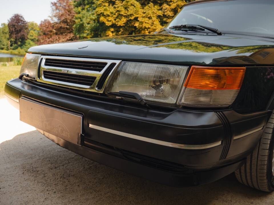 Bild 14/45 von Saab 900 S (1992)