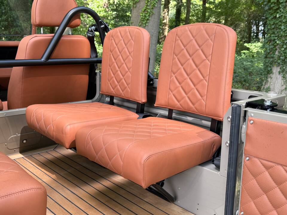 Bild 15/44 von Land Rover Defender 90 Td5 (1999)