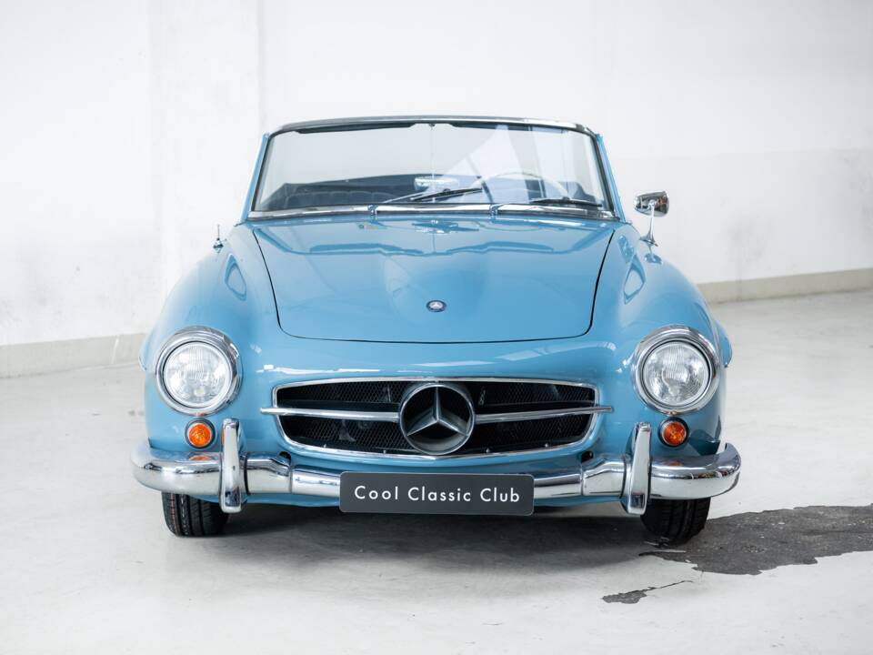 Image 2/40 of Mercedes-Benz 190 SL (1962)