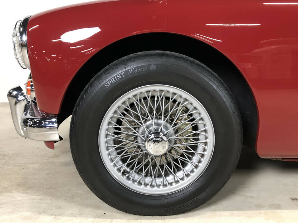 Image 14/25 of MG MGA 1600 (1959)