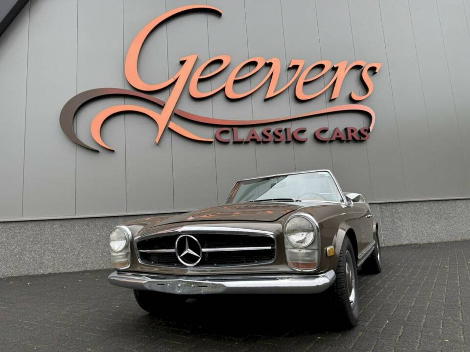 Image 5/36 de Mercedes-Benz 250 SL (1968)