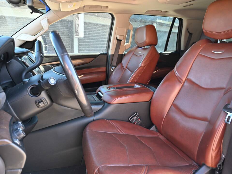 Bild 12/50 von Cadillac Escalade (2019)