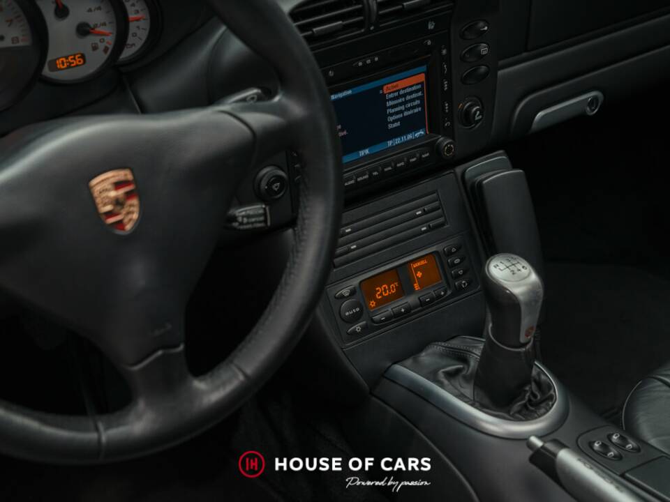 Bild 19/23 von Porsche 911 Carrera 4S (2005)