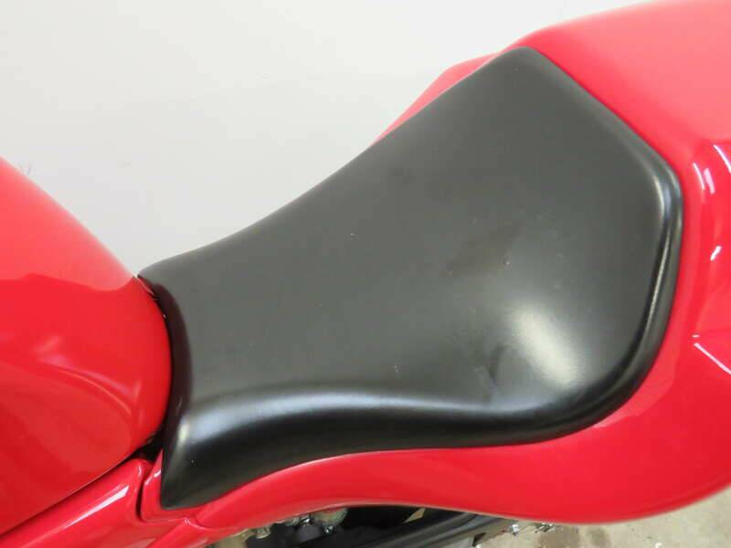 Bild 20/47 von Ducati 916 Strada (1994)