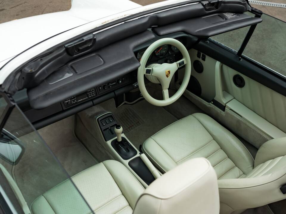 Bild 19/48 von Porsche 911 Carrera 2 (1990)