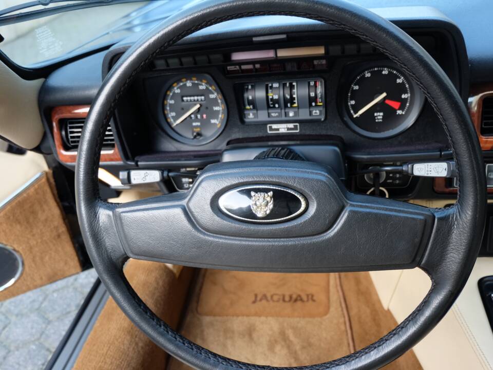 Imagen 26/91 de Jaguar XJ-SC V12 (1986)
