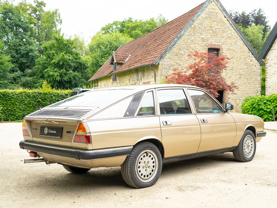 Bild 8/45 von Lancia Gamma 2000 (1977)